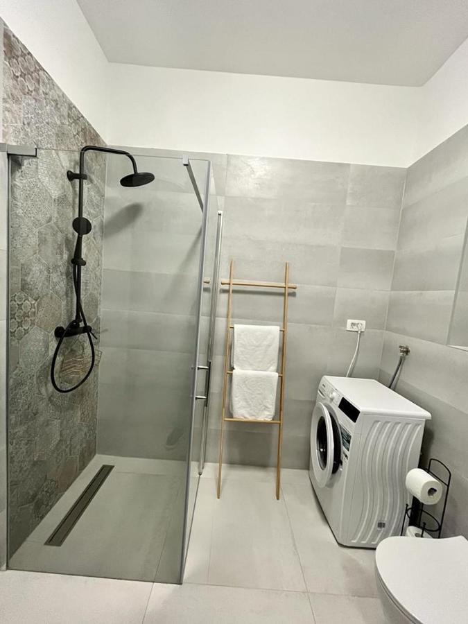 Appartement Lux Apartmans à Pula Extérieur photo
