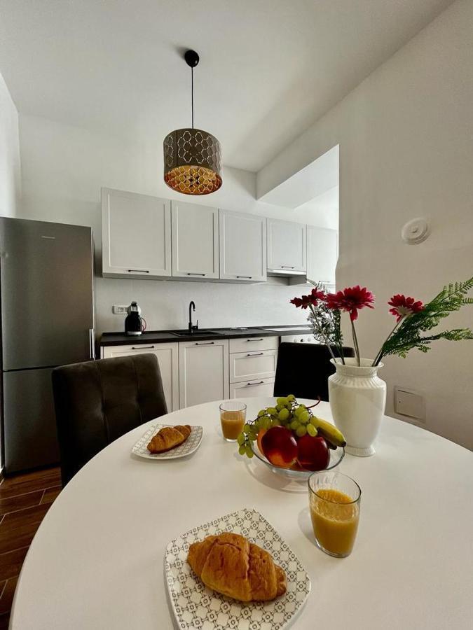 Lux Apartmans Pula Extérieur photo
